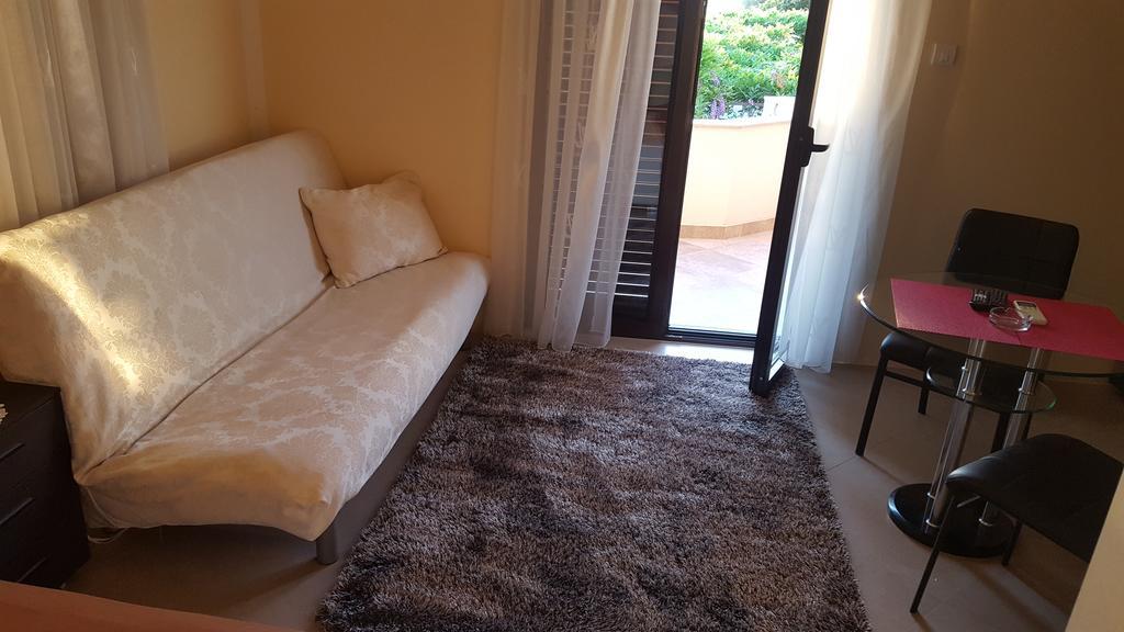 Apartments Grispolis Тиват Экстерьер фото