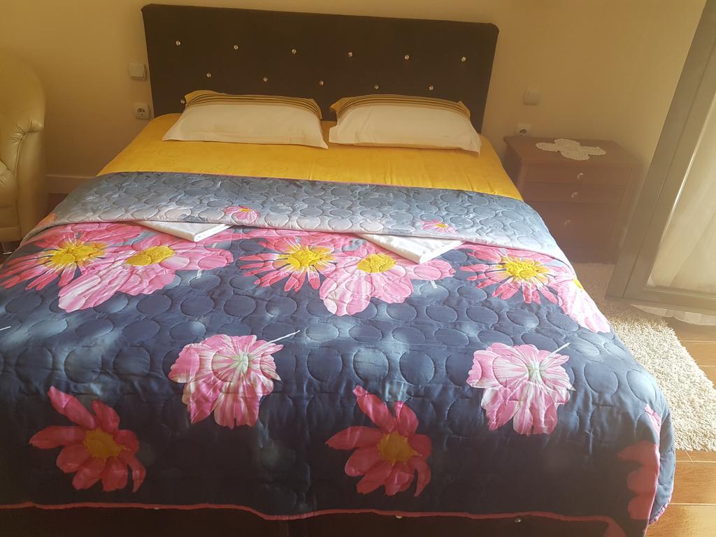 Apartments Grispolis Тиват Экстерьер фото