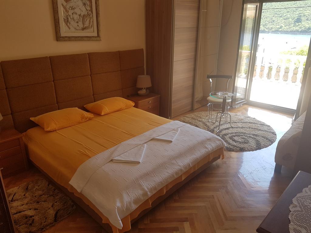 Apartments Grispolis Тиват Экстерьер фото