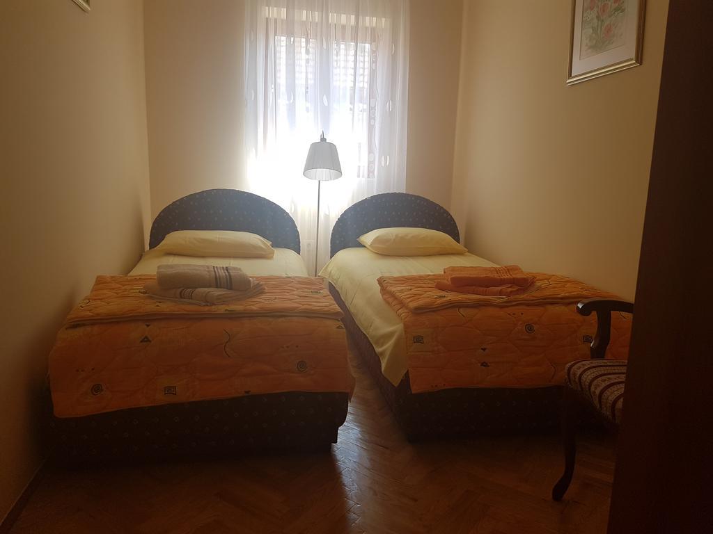 Apartments Grispolis Тиват Экстерьер фото